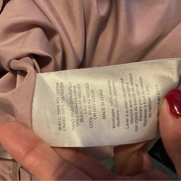 Vera Wang White Quartz V Neck Halter Gown with Sash VW360214 Size 16 - Picture 11 of 16